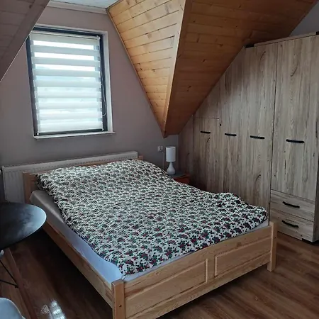 U Knutelskich Homestay szállás *